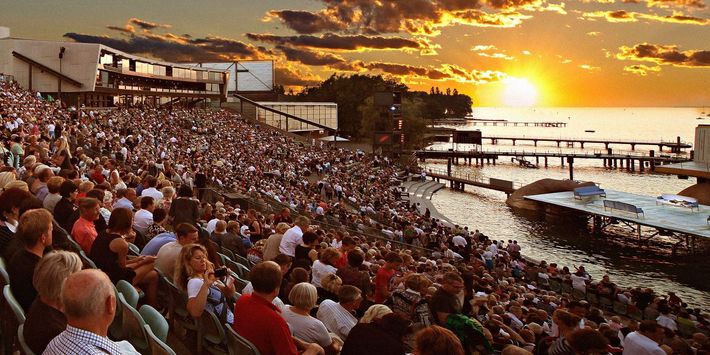 Auf dieser einmaligen Seebühne erleben Sie Bregenzer Festspiele. | Foto: pigrafik/Bregenzer Festspiele